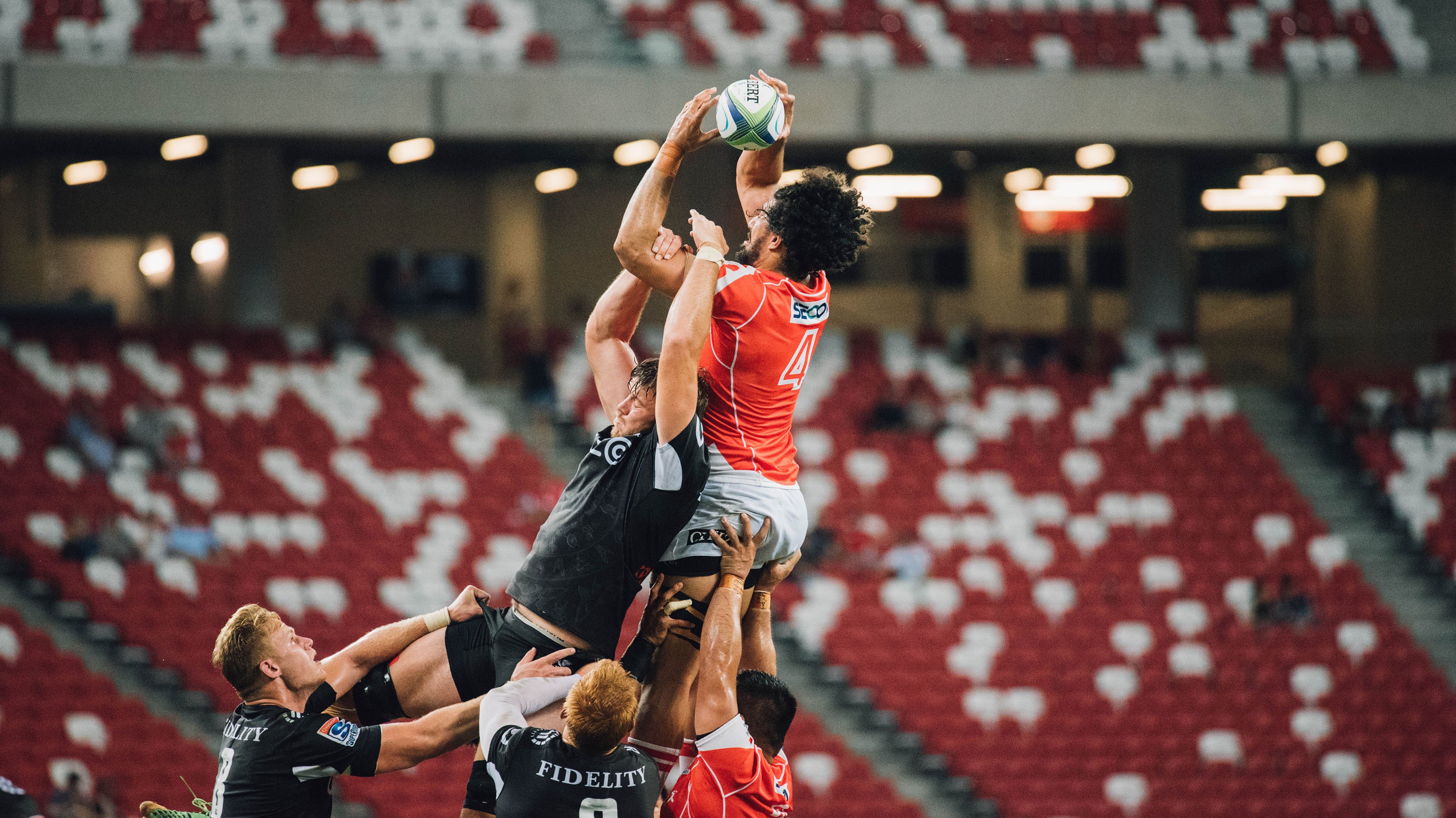 “意甲激烈交锋：谁将成为联赛新贵？”，意甲联赛足球